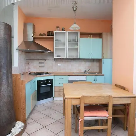 Appartement Trilocale Con Terrazzo Fronte Mare, - M024 *