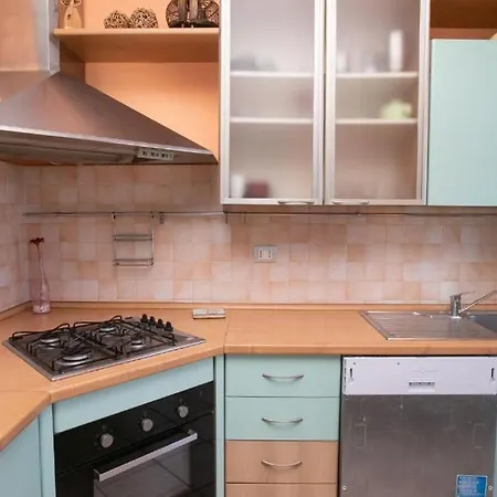 Trilocale Con Terrazzo Fronte Mare, - M024 Marcelli