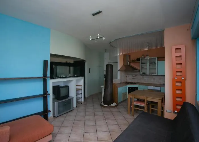 Апартаменты Trilocale Con Terrazzo Fronte Mare, - M024 Марчелли