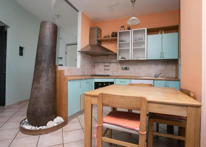 Trilocale Con Terrazzo Fronte Mare, - M024 * Марчелли